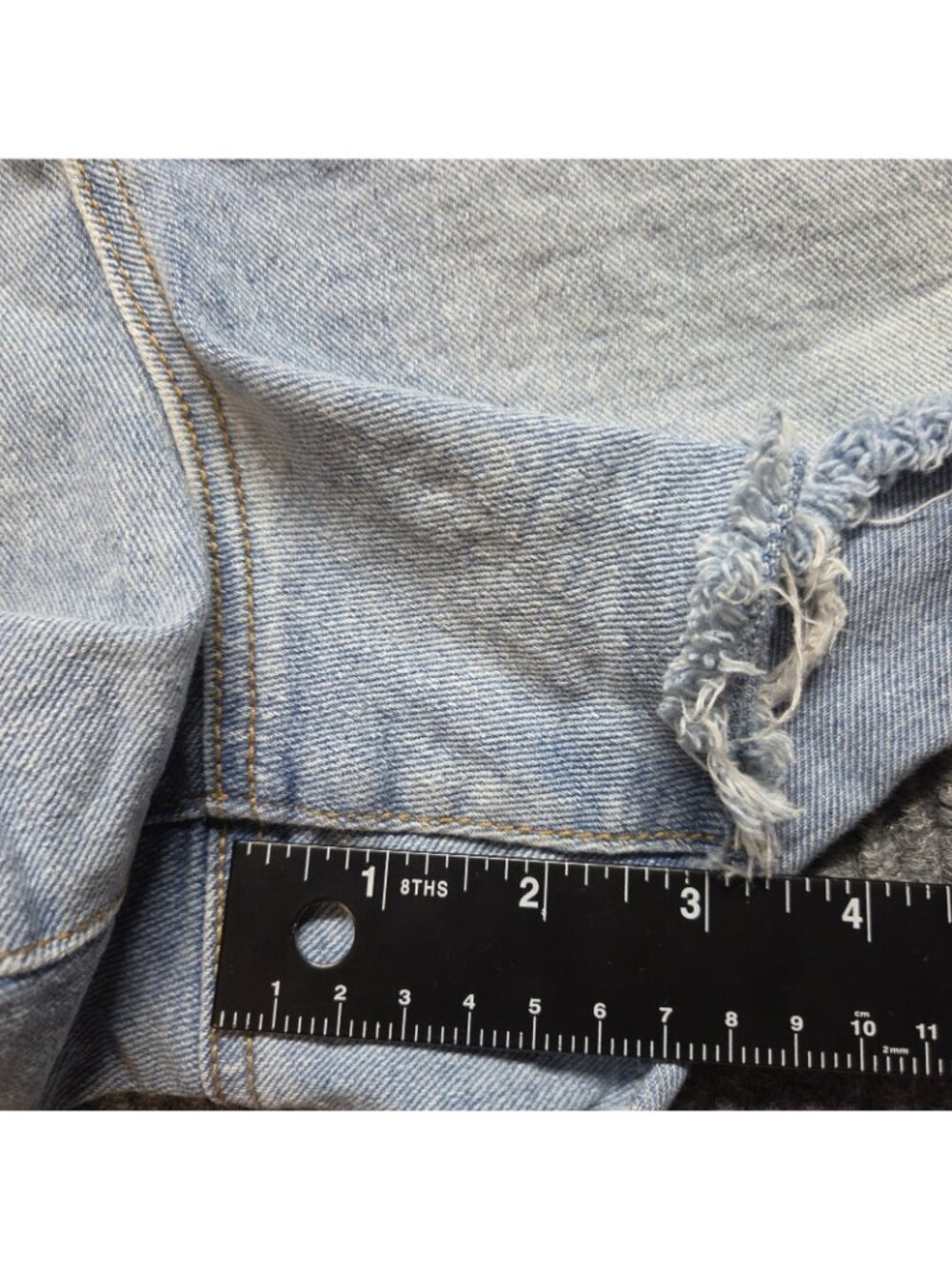 SOFIA Vergara Jeans Chi Short Denim Shorts Women's 16 Blue Cut-Off  Distressed - Picture 13 of 16
